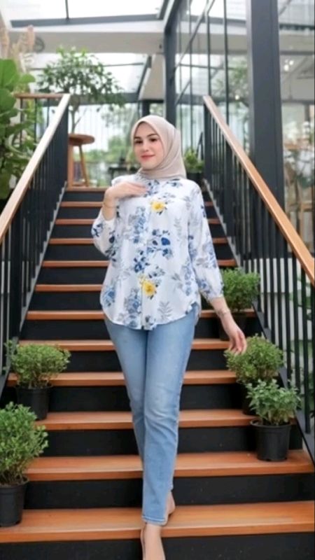 Blouse floral rayon premium #bajuwanita #blouserayonpremium #bajuatasanwanitakekinian #OOTDFashionShopee #SpillRacunShopeeHaul #ShopeeFashionHaul