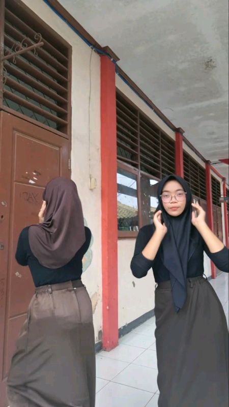#RacunShopee #ViralDiShopeeVideo #Diskon50Persen #hijabparis #seragamsma #hijabwanita #TiebyminAlanaBergo😎 #bergo #hijabparisjadul #hijabsma