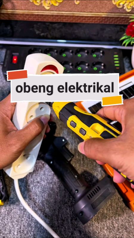 solusi tangan tidak pegal muter" kunci, langsung aja cek mumpung masih promo #bormini #obengmultifungsi #fypshopee #viralvideos