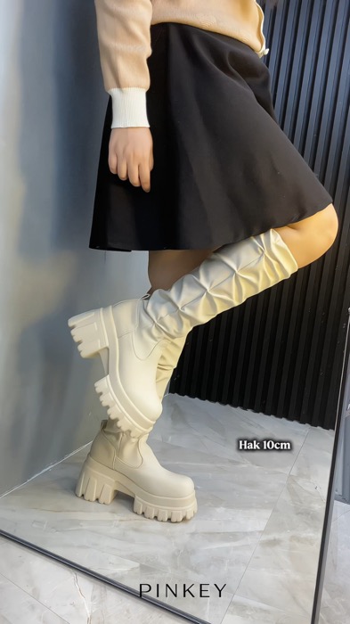 Checkout sekarang dari keranjang oren☝🏼 #boots #bootswinter #fyp #viral