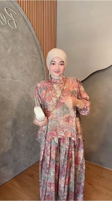 #ShopeeLook #shopeevideo #ShopeeCOD #ShopeeFashionHaul