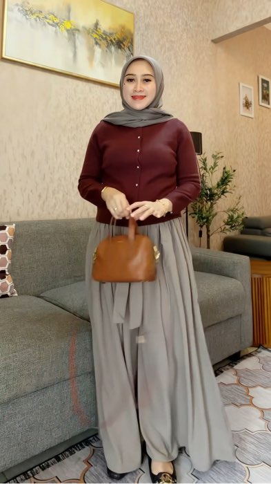 Celana rasa rok #shopeevideo #ViralDiShopeeVideo #onesetkekinian #celanawanita
