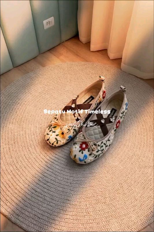 sepatu bunga vintage cantik #sepatuvintage #sepatuwanita #racunwanita