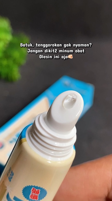 Batuk & tenggorokan gak nyaman? Olesin ini aja😍🫵🏻 #halosehat #halosehatgel #geltenggorokan #obatsakittenggorokan #obatbatukherbal #herbalalami
