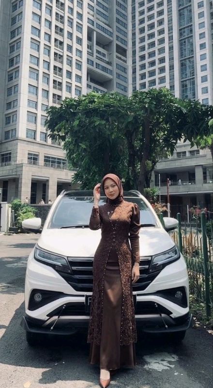 #bridesmaid #bridesmaidoutfit #kondanganstyle #kondanganoutfit #dresspesta #dresskondangan #mermaiddress #dresskekinian
