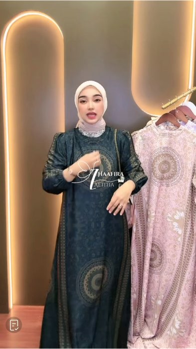 Deess cantik mewah #ShopeeLook #ShopeeCOD #zhaafiralaetitia