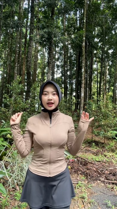 kicua mania #ShopeeLook #outfitolahraga #ootd #olahraga #running #jilbabdinas #jaketantiuv #promopuncak66 #SpillRacunShopee #paydaysale #gajiansale