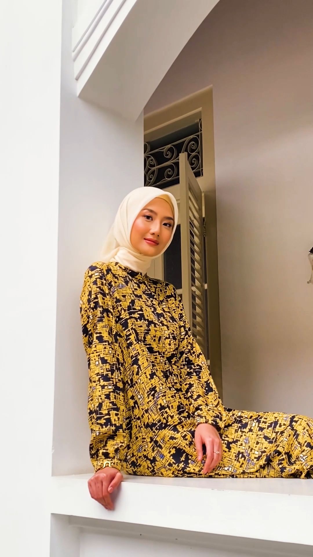✨ Tunik Dhoby Ghout siap bikin kamu tampil cantik & percaya diri! Nyaman dipakai, desain elegan. Yuk checkout sekarang! #dhobyghout #tunikkekinian