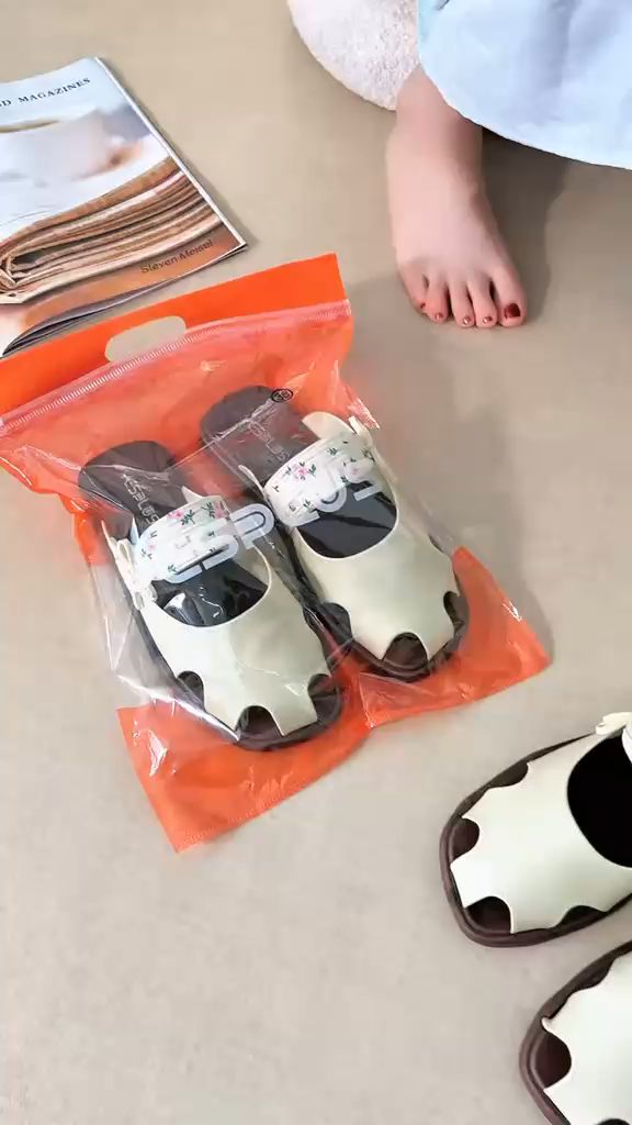 produk baruuu 👡 Sandal nyaman, langkah jadi lebih percaya diri! Yuk checkout sekarang sebelum kehabisan #RacunShopeeCheck #SpillRacunShopee