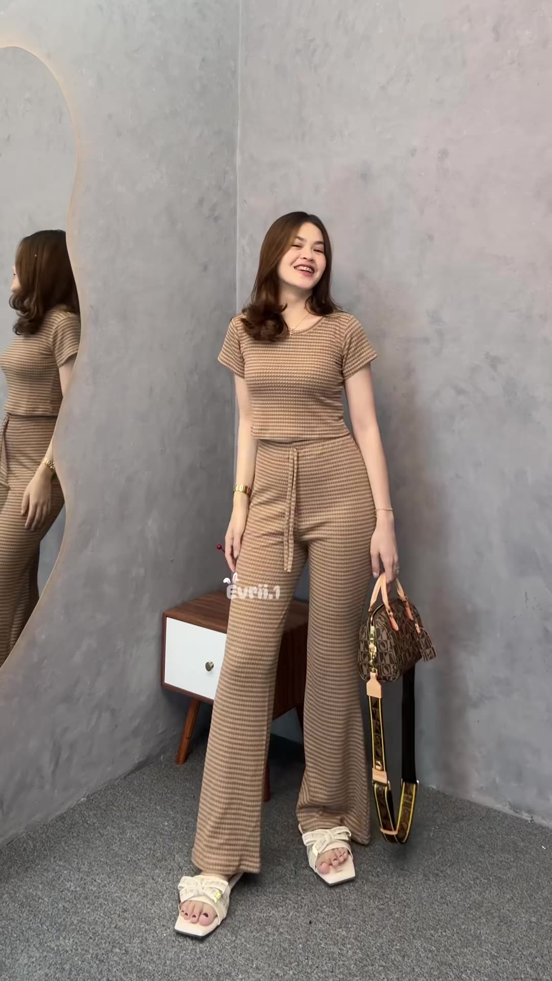 #rekomendasi #oneset #setelanwanita #knit