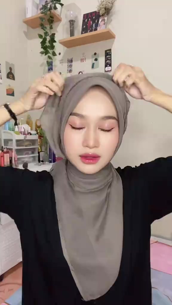 Buat buiber cantik niee😗💗 #tutorialhijabsegiempat #tutorhijabsegiempat #parisjadul #hijabparis