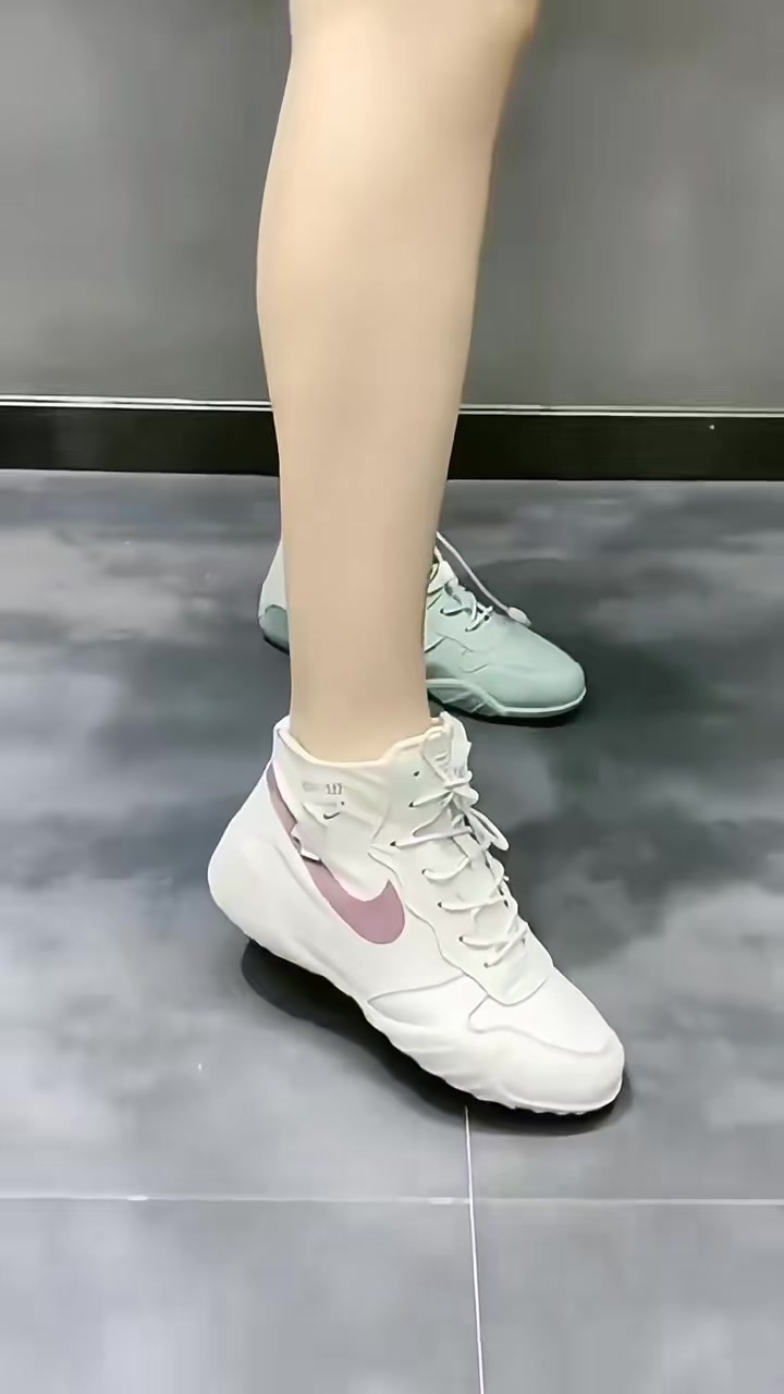 #sneakers #sneakerswanita #fyp #fyp