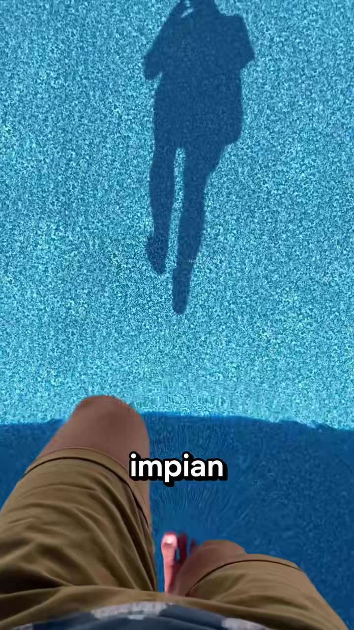 Sandal ini Bisa Membuatmu Berjalan Diatas Air.